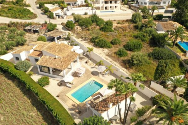 3 bed villas in Moraira