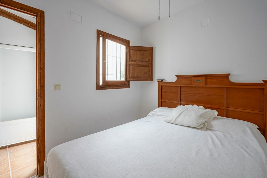 3 bed plot in Jávea