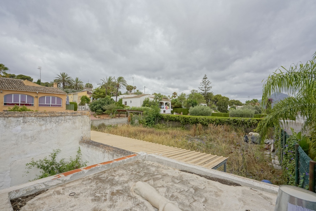 3 bed plot in Jávea
