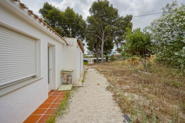3 bed plot in Jávea