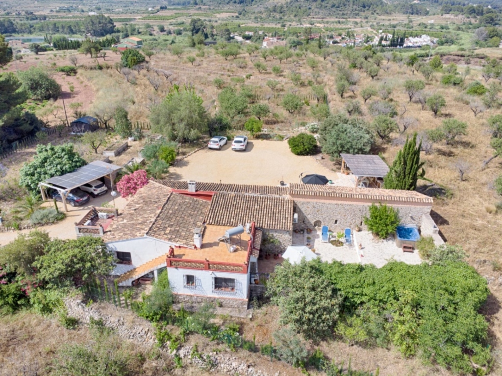 4 bed finca in Alcalalí