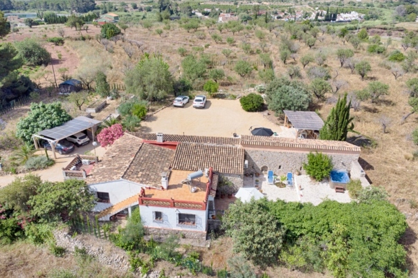 4 bed finca in Alcalalí