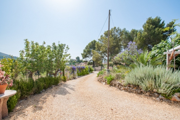 4 bed finca in Alcalalí