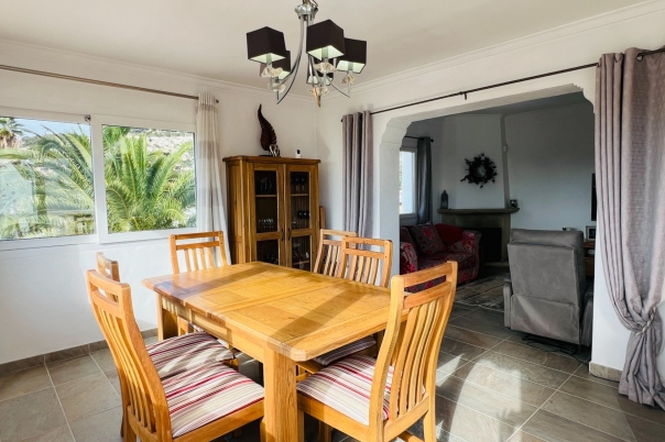 4 bed villa in Moraira
