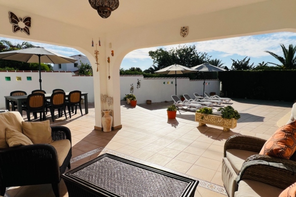 4 bed villa in Moraira