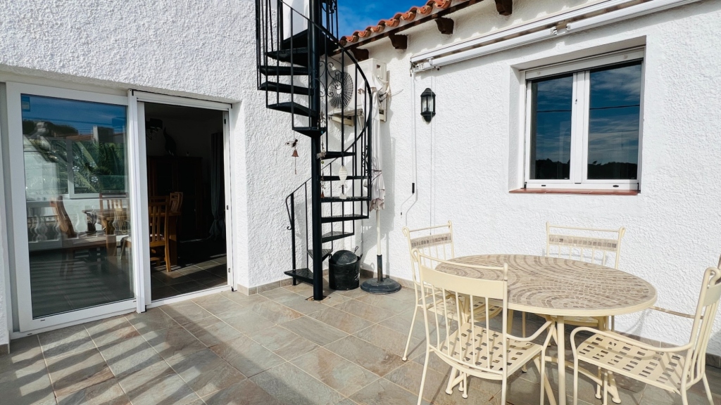 4 bed villa in Moraira