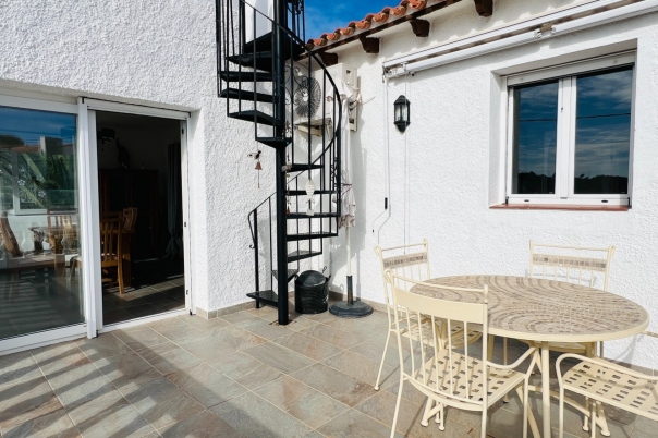 4 bed villa in Moraira