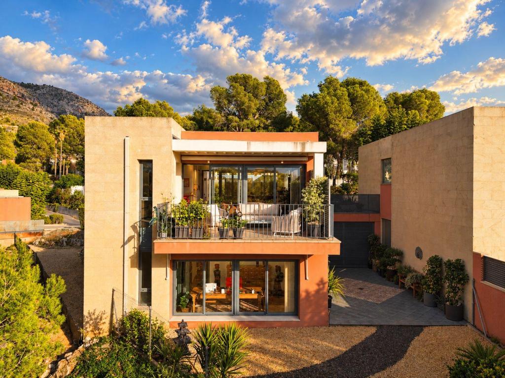 3 bed villas in Altea