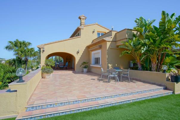 8 bed villa in Benissa