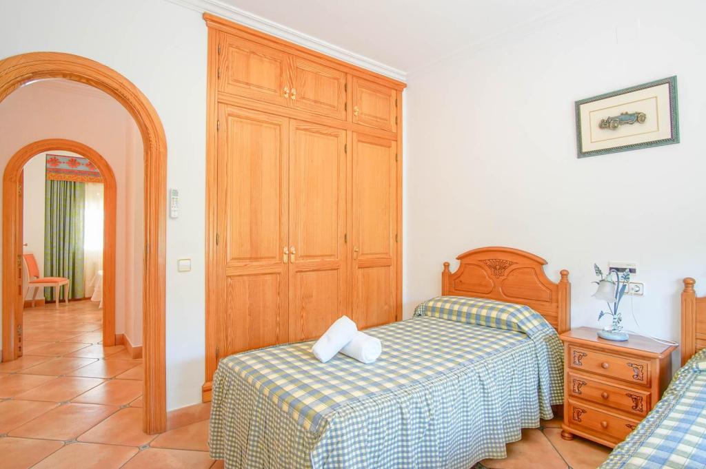 8 bed villa in Benissa