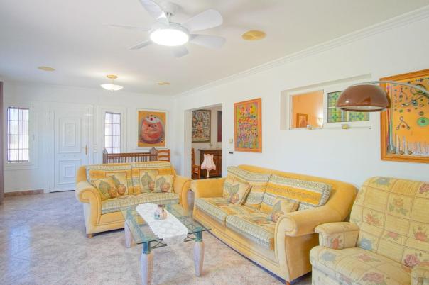 8 bed villa in Benissa