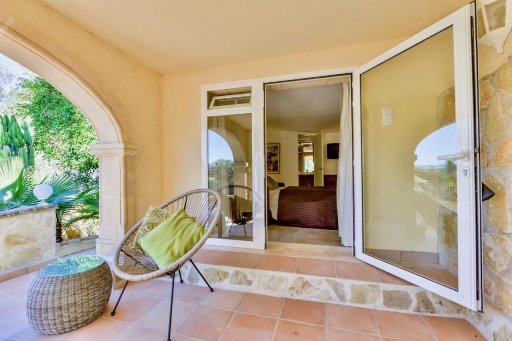 4 bed villas in Moraira