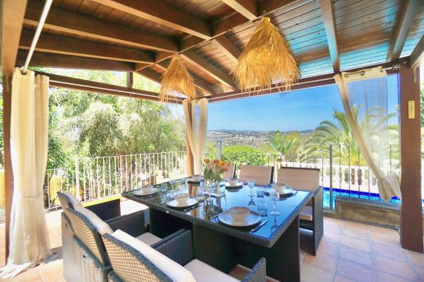 4 bed villas in Moraira