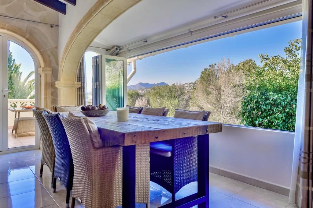 4 bed villas in Moraira