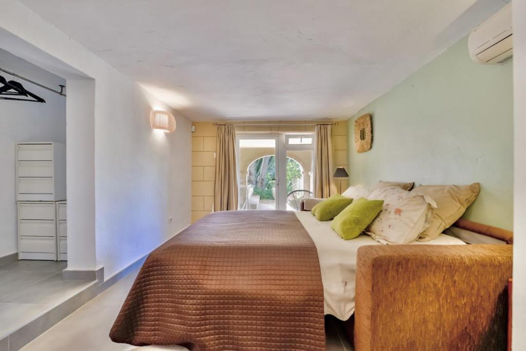 4 bed villas in Moraira