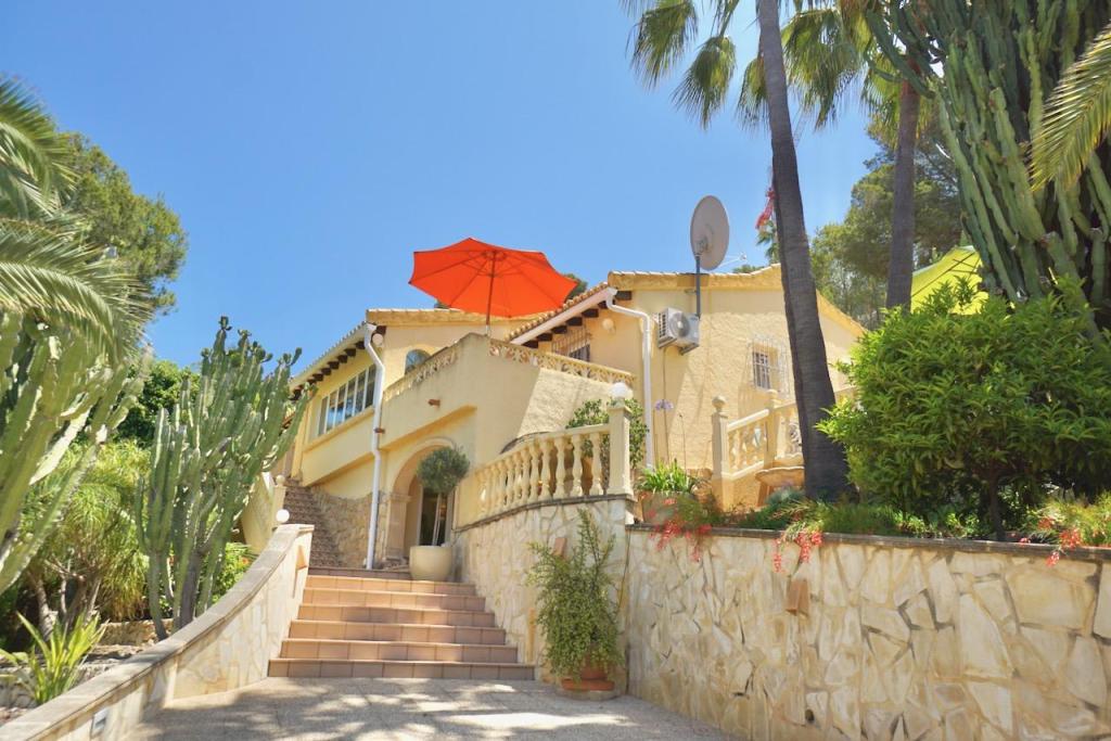 4 bed villas in Moraira