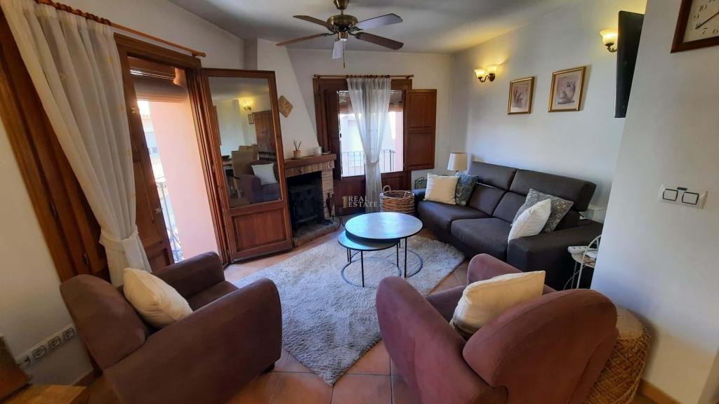 2 bed townhouse in Orba