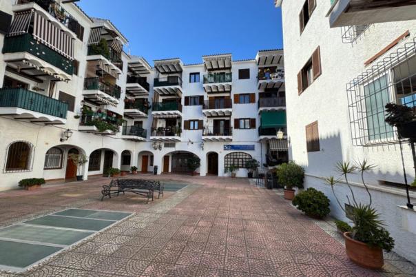 2 bed apartment in Moraira