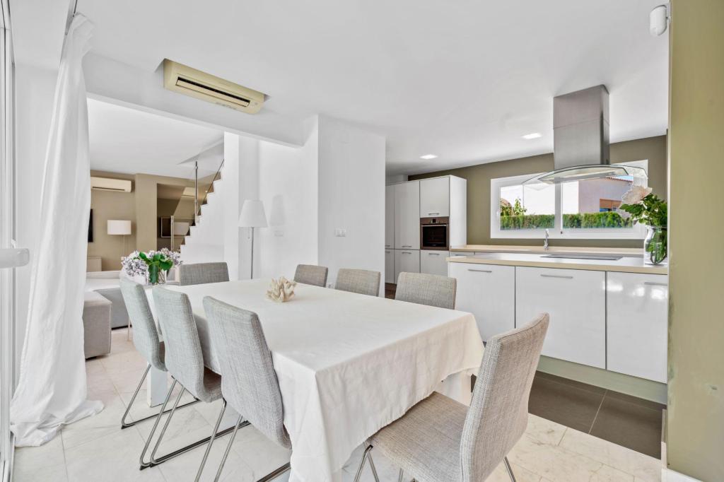 4 bed villa in Albir