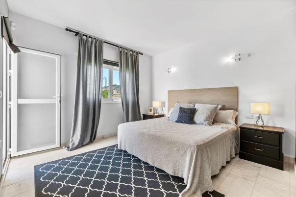 4 bed villa in Albir