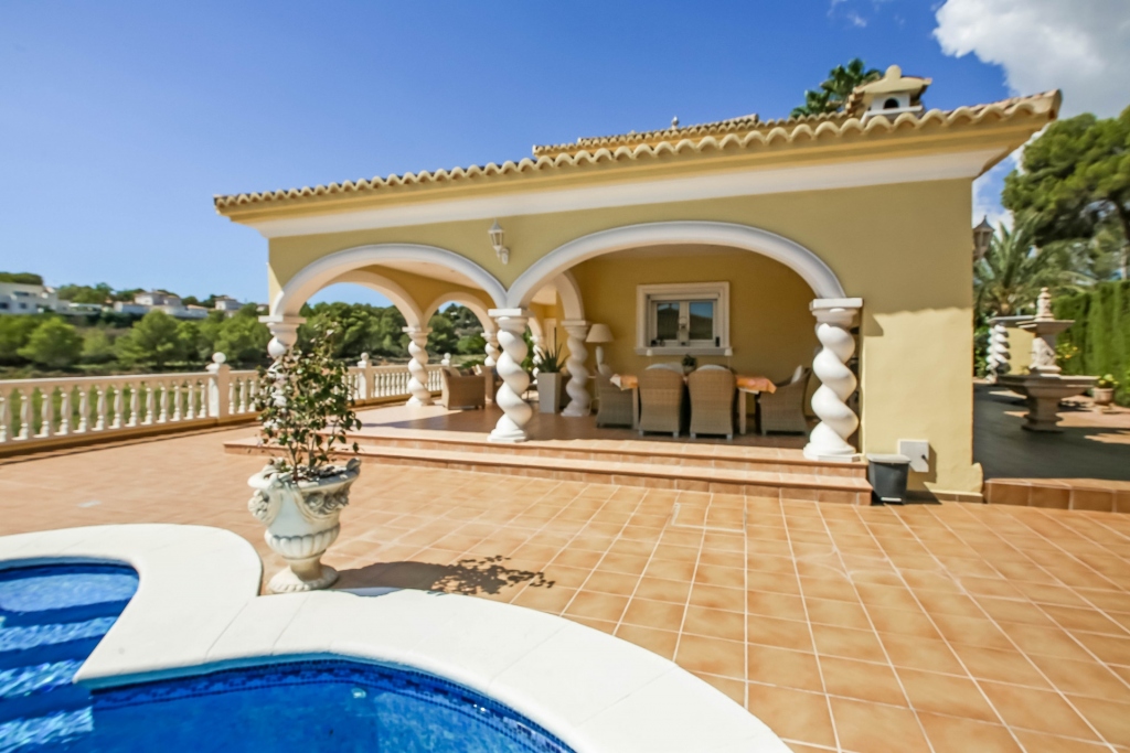3 bed villa in Moraira