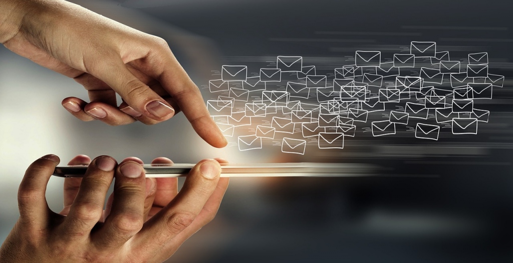 Guide to Email Advertising for Real Estate in Spain
