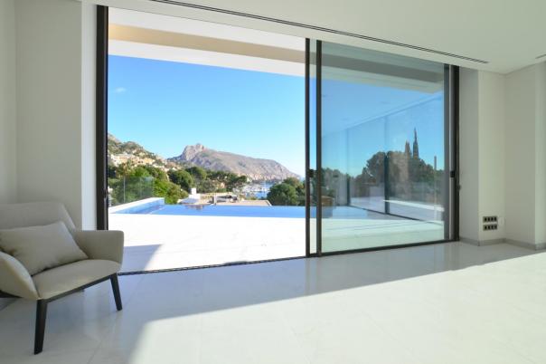 4 bed villa in Altea