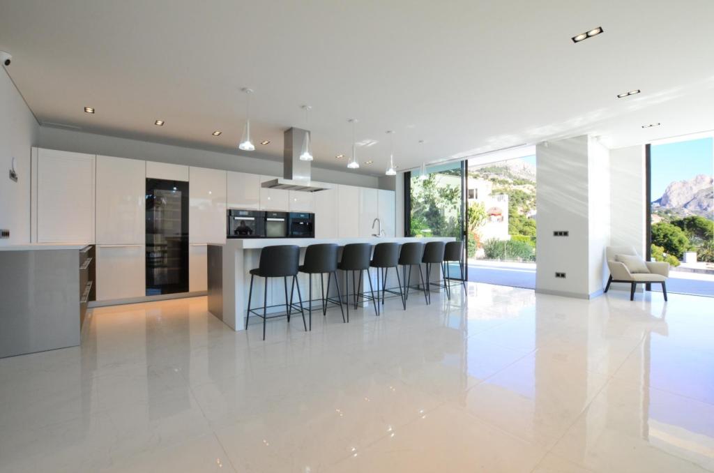 4 bed villa in Altea