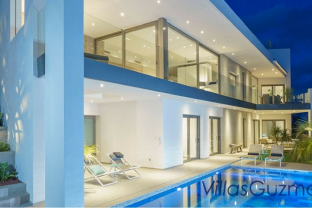 Villas Guzmán - Property Rentals & Sales