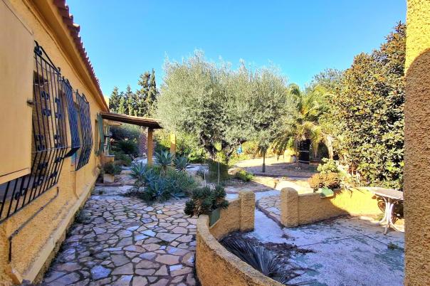 5 bed chalet in Mutxamel