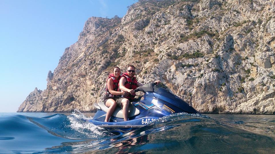 TSUNAMI Jet Ski & Watersports