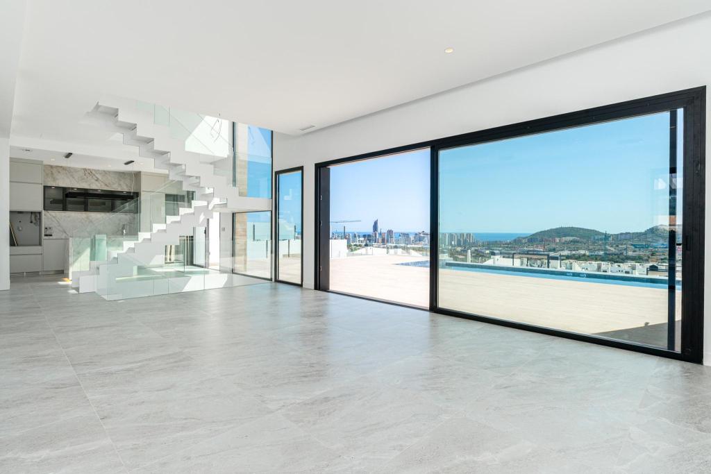 4 bed villa in Finestrat