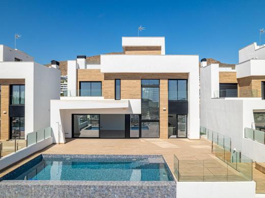 4 bed villa in Finestrat