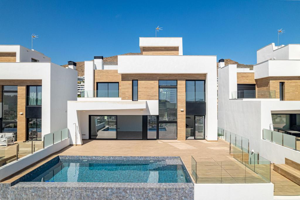4 bed villa in Finestrat