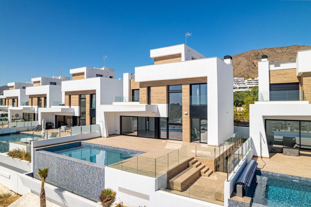 4 bed villa in Finestrat