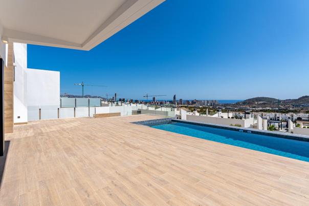 4 bed villa in Finestrat