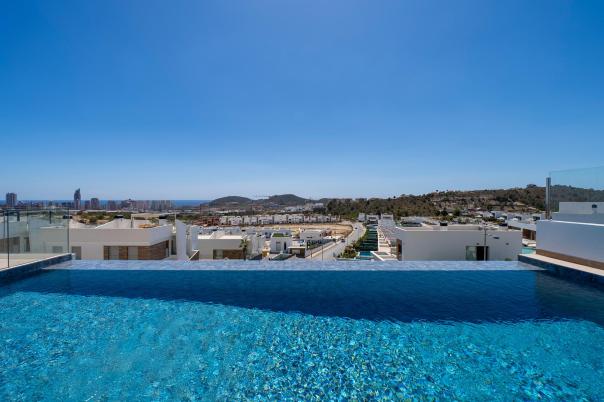 4 bed villa in Finestrat