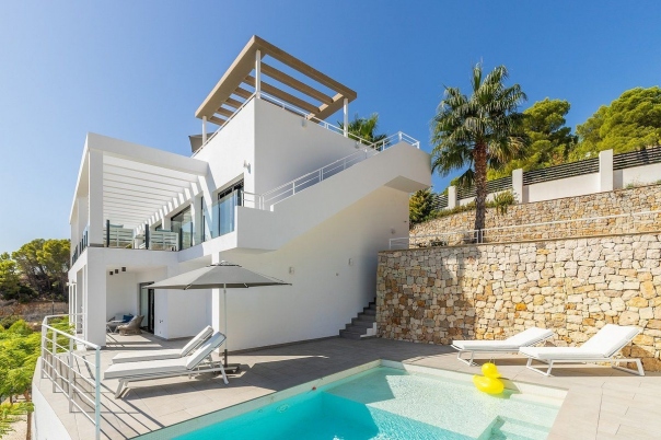 3 bed villa de lujo in Altea