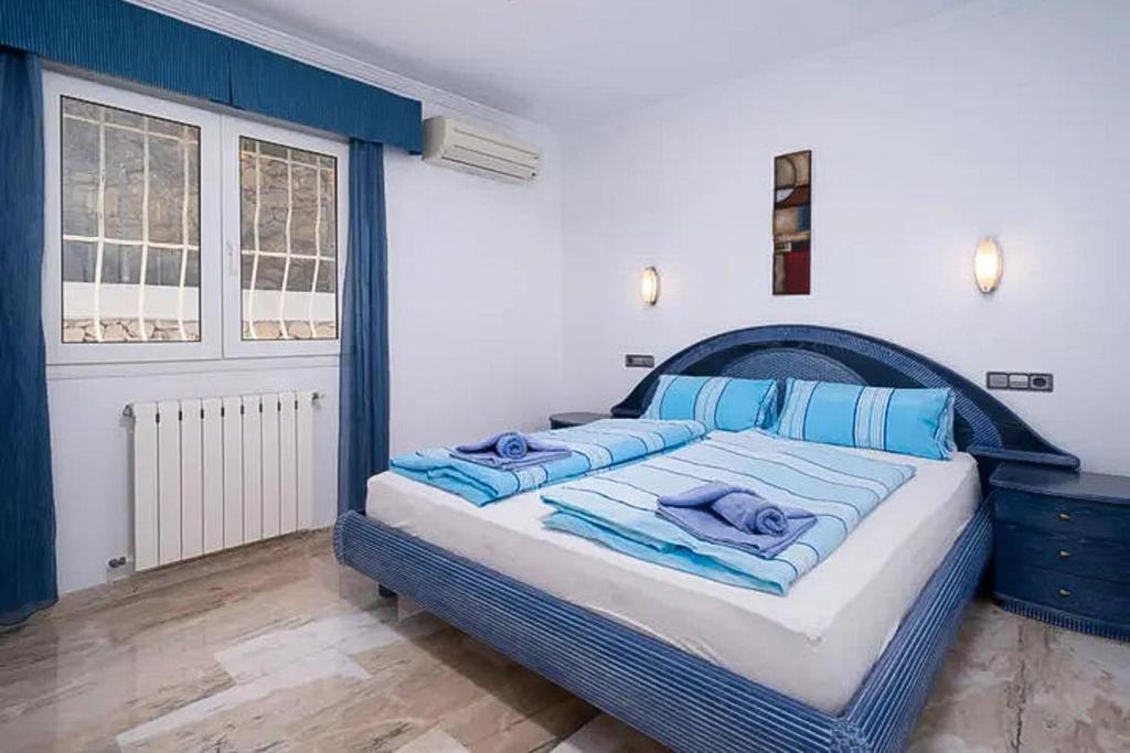 3 bed villa in Moraira