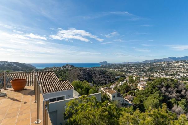 3 bed villa in Moraira
