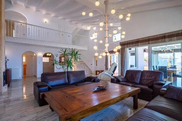 3 bed villa in Moraira