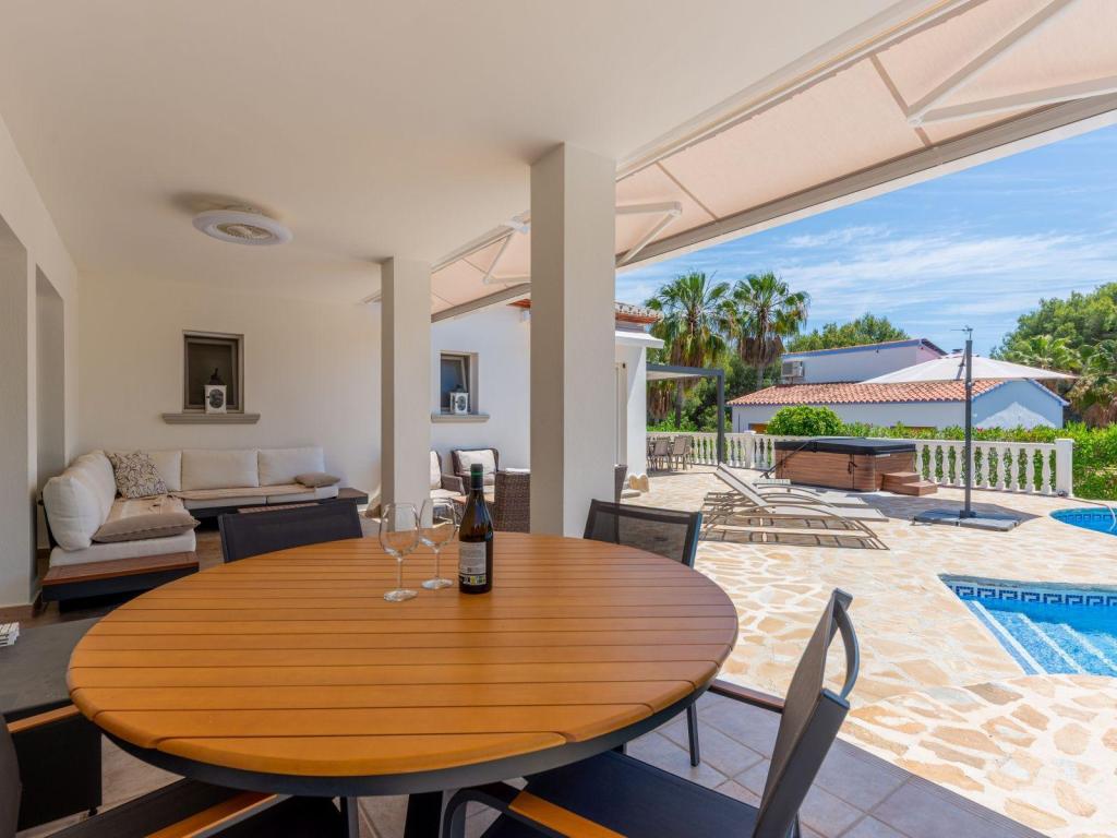 3 bed villa in Moraira