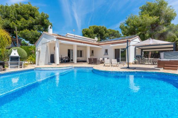 3 bed villa in Moraira