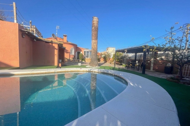 3 bed casa / chalet in Calpe / Calp
