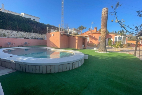 3 bed casa / chalet in Calpe / Calp