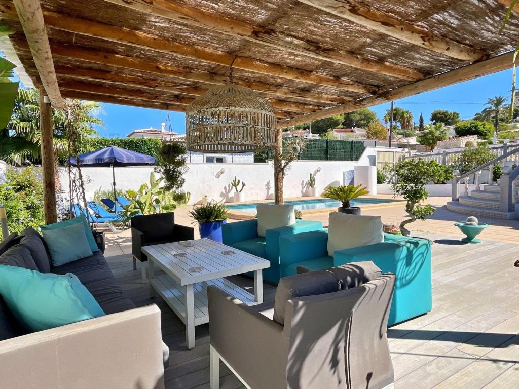 5 bed villa in Moraira