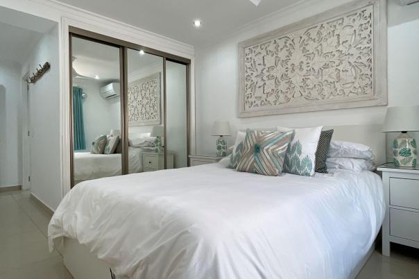 5 bed villa in Moraira