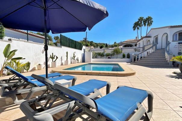5 bed villa in Moraira