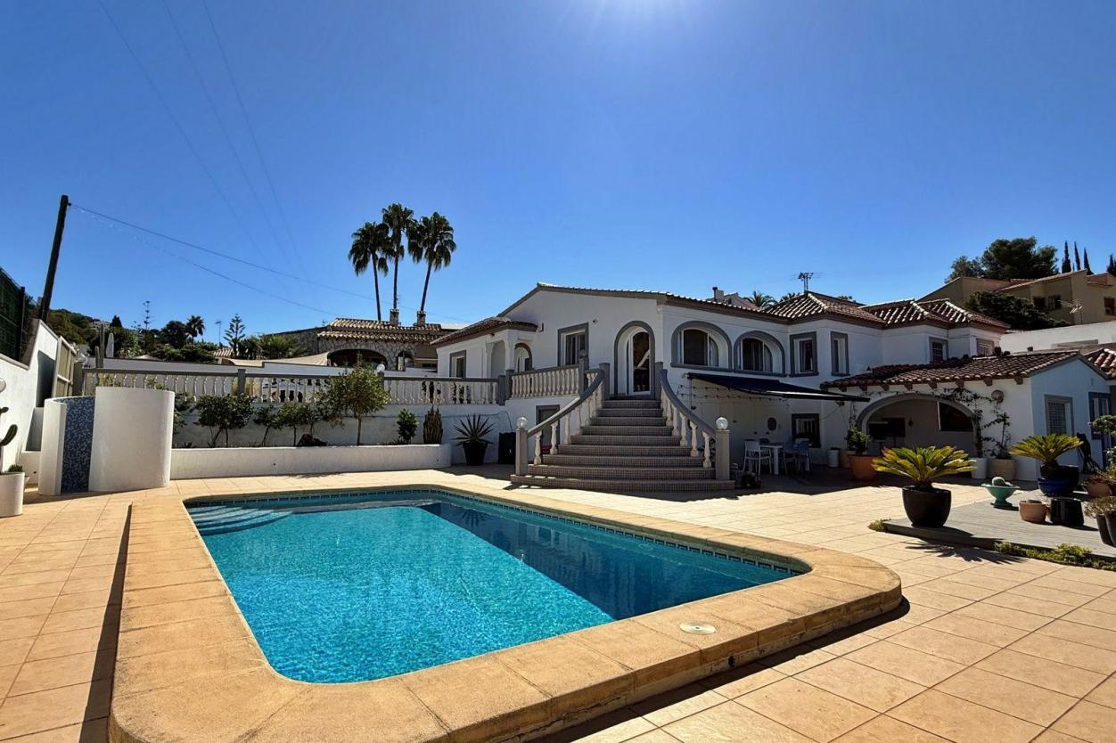 5 bed villa in Moraira