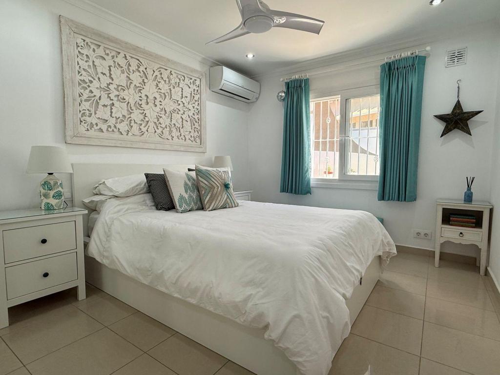 5 bed villa in Moraira